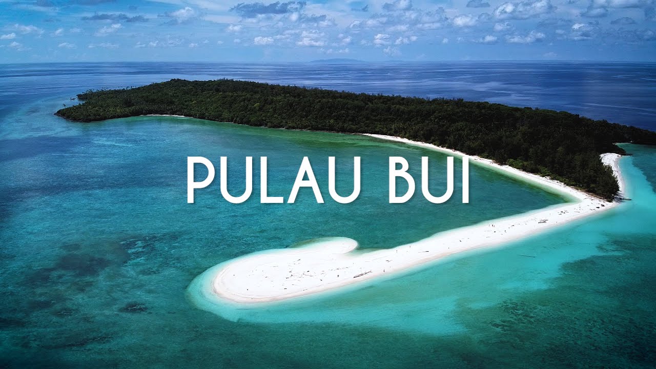 BUI: Pulau Cantik Tak Berpenghuni di Maluku